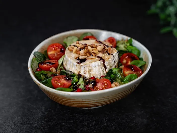 salmon quinoa salad